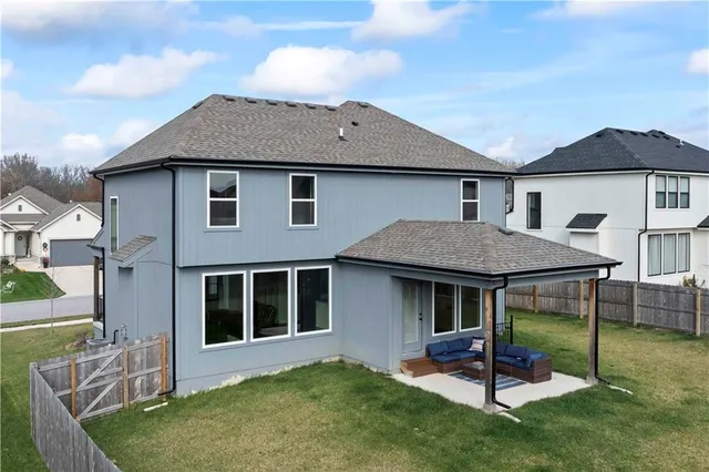 $499,000 | 2613 Southwest River Trail Road, Lee's Summit, MO 64082