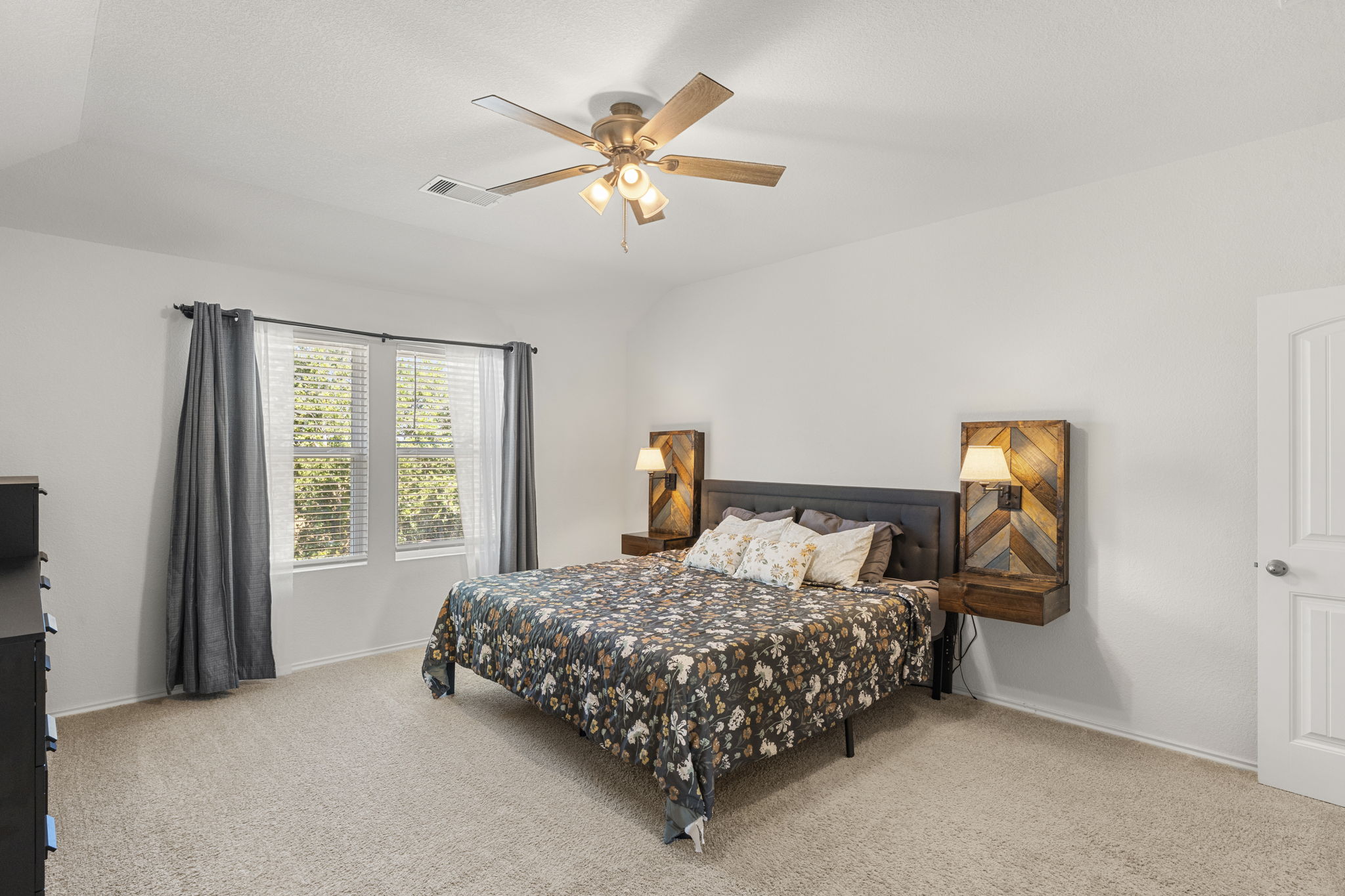 312 Sickle Loop Kyle, TX 78640 - Photo 21 of 40 Gallery Image 21