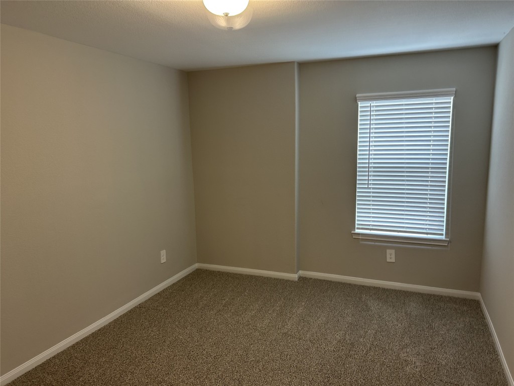 1314 Eagle Pass Drive Rosharon, TX 77583 - Photo 18 of 25 Great secondary bedrooms