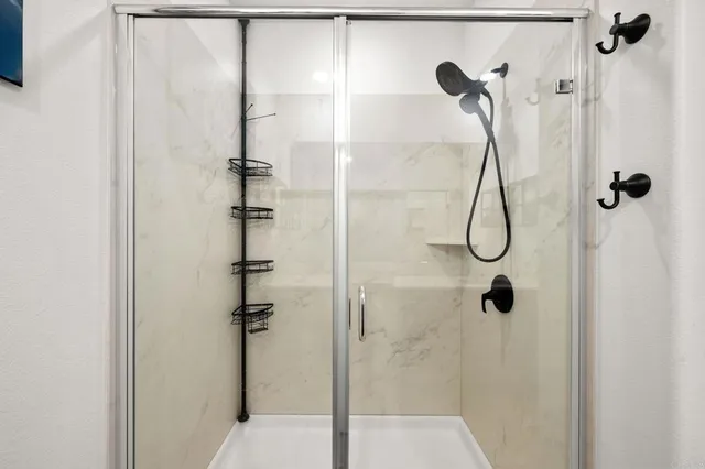 a view of a garden with an apartment