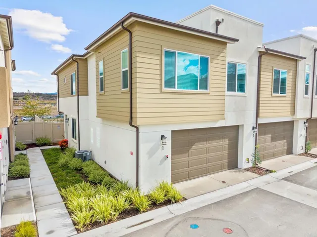 $775,000 | 841 Hana Avenue, Unit 1, Chula Vista, CA 91911