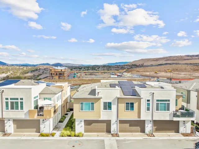 $775,000 | 841 Hana Avenue, Unit 1, Chula Vista, CA 91911