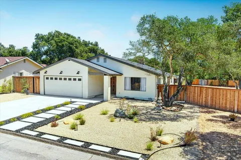 $1,095,000 | 2950 Oak Pointe Drive, Lompoc, CA 93436