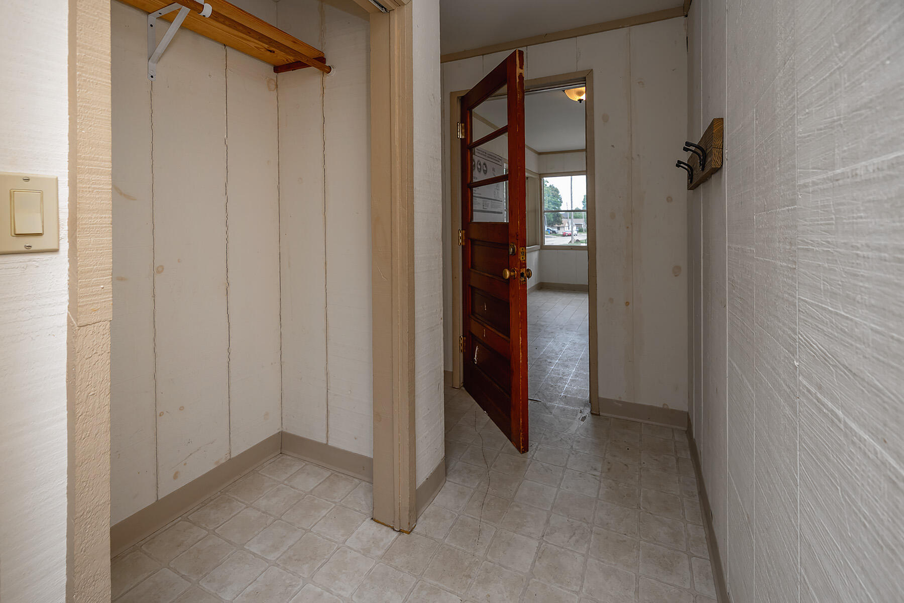 134 Corner Street Watertown, WI 53094 - Photo 6 of 41 Corner_007