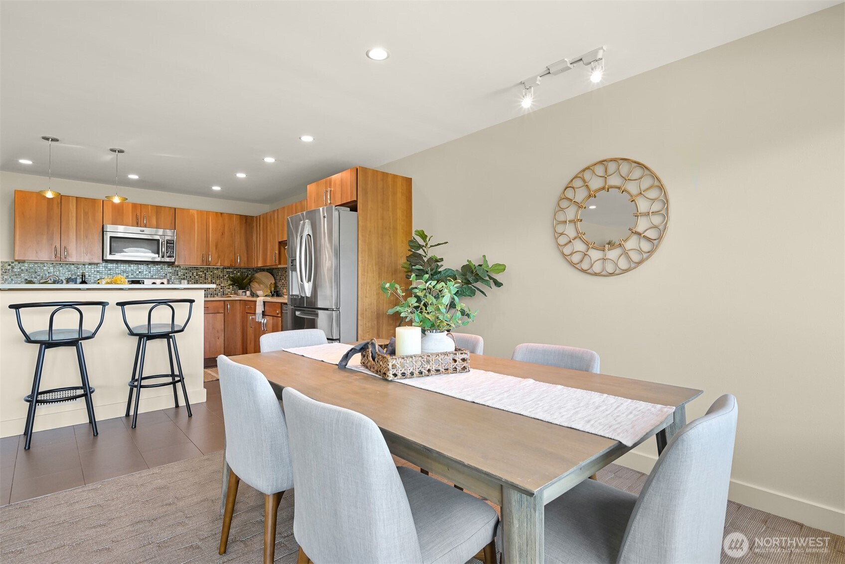 414 Boulevard, Unit 101 Bellingham, WA 98225 - Photo 23 of 32 a view of a dining room with furniture