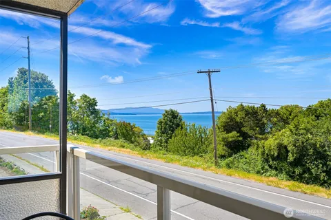 $415,000 | 414 Boulevard, Unit 101, Bellingham, WA 98225