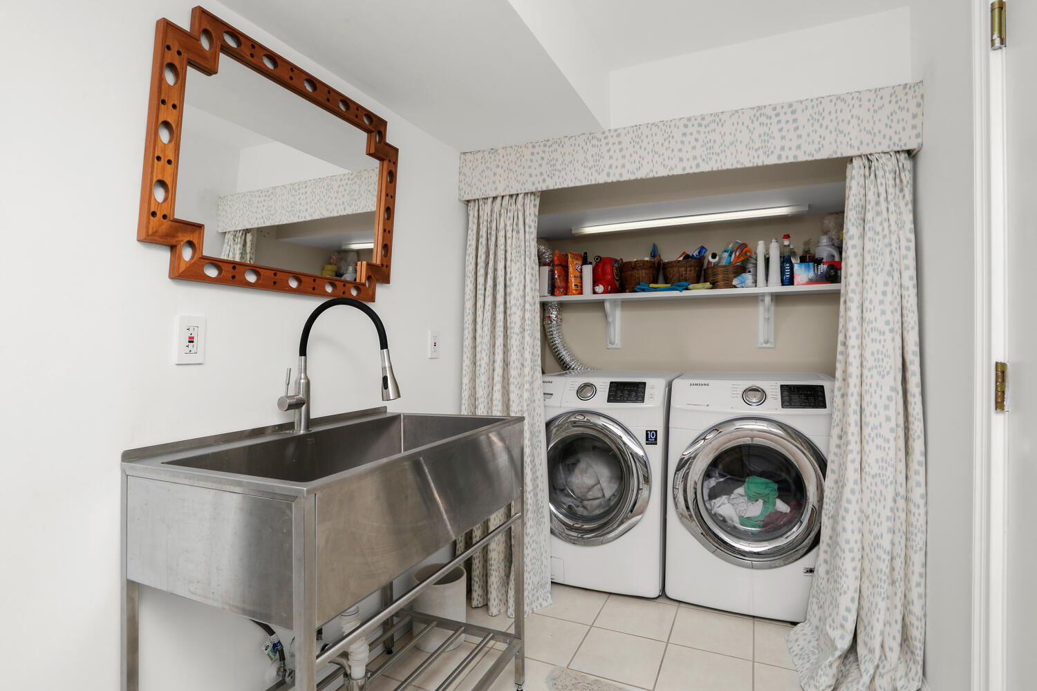 3 Pine Brook Lane Darien, CT 06820 - Photo 22 of 26 a utility room with sink dryer and washer