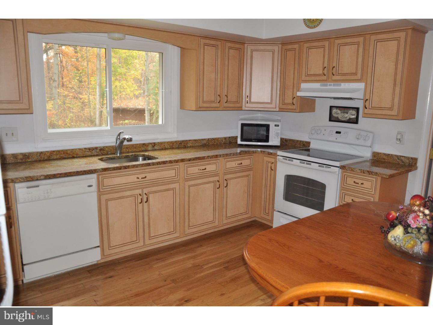 112 Marple Road Haverford, PA 19041 - Photo 6 of 23