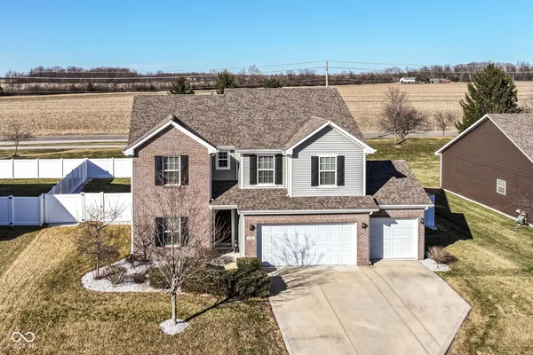 $345,000 | 2260 Santa Fe Drive, Greenfield, IN 46140