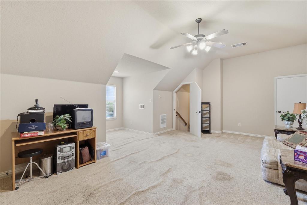 12025 Vista Ranch Way Fort Worth, TX 76179 - Photo 27 of 40