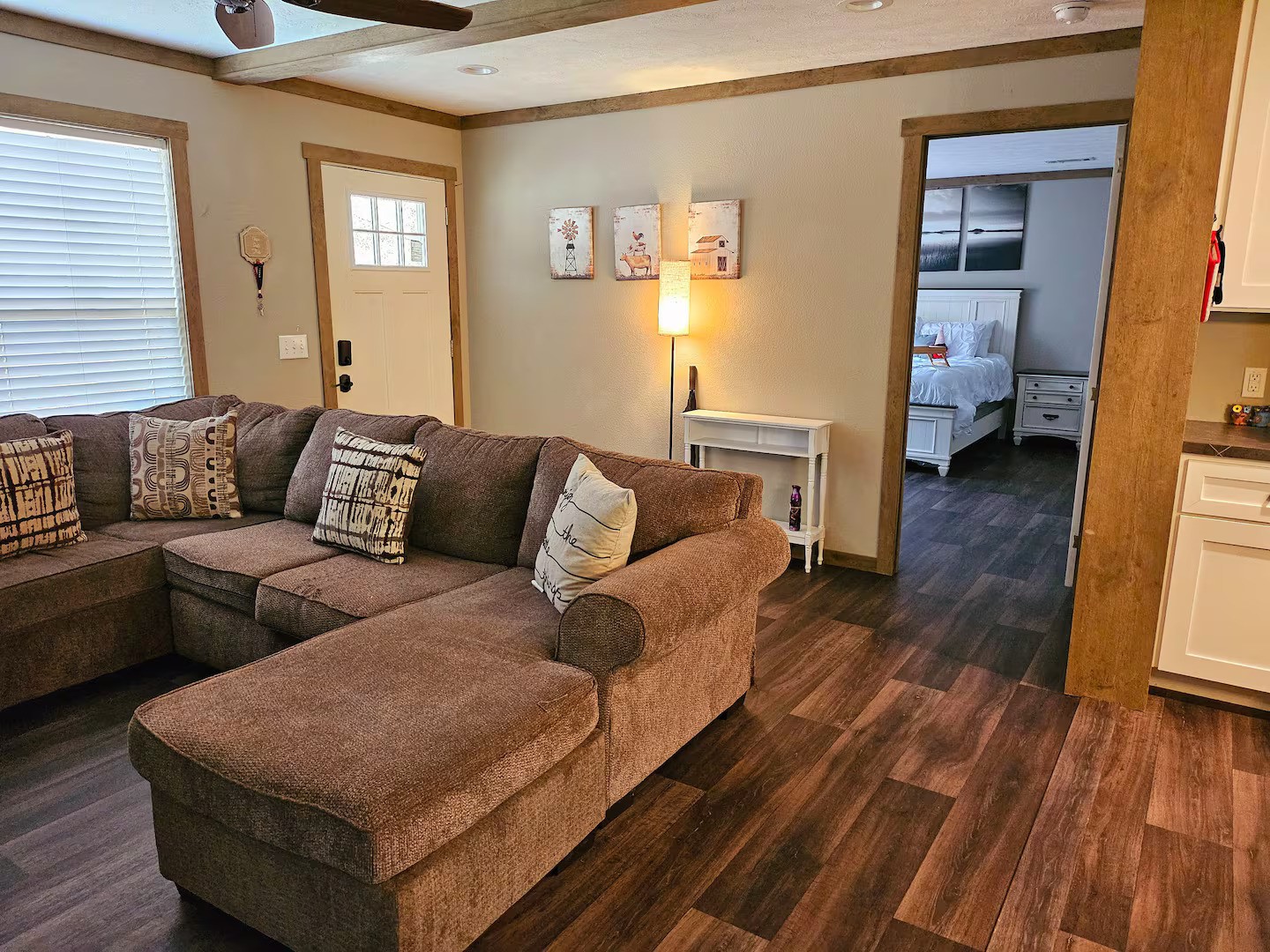 105 Saddle Surrey Road Coldspring, TX 77331 - Photo 14 of 48 a living room with furniture and a wooden floor