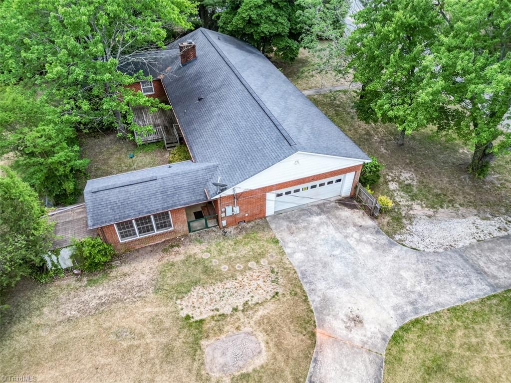 1303 Briarcliff Road Burlington, NC 27215 - Photo 29 of 31