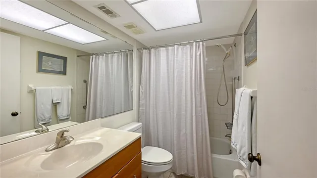 $157,000 | 625 30th Avenue West, Unit G107, Bradenton, FL 34205