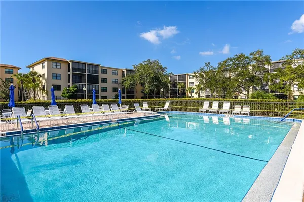 $157,000 | 625 30th Avenue West, Unit G107, Bradenton, FL 34205