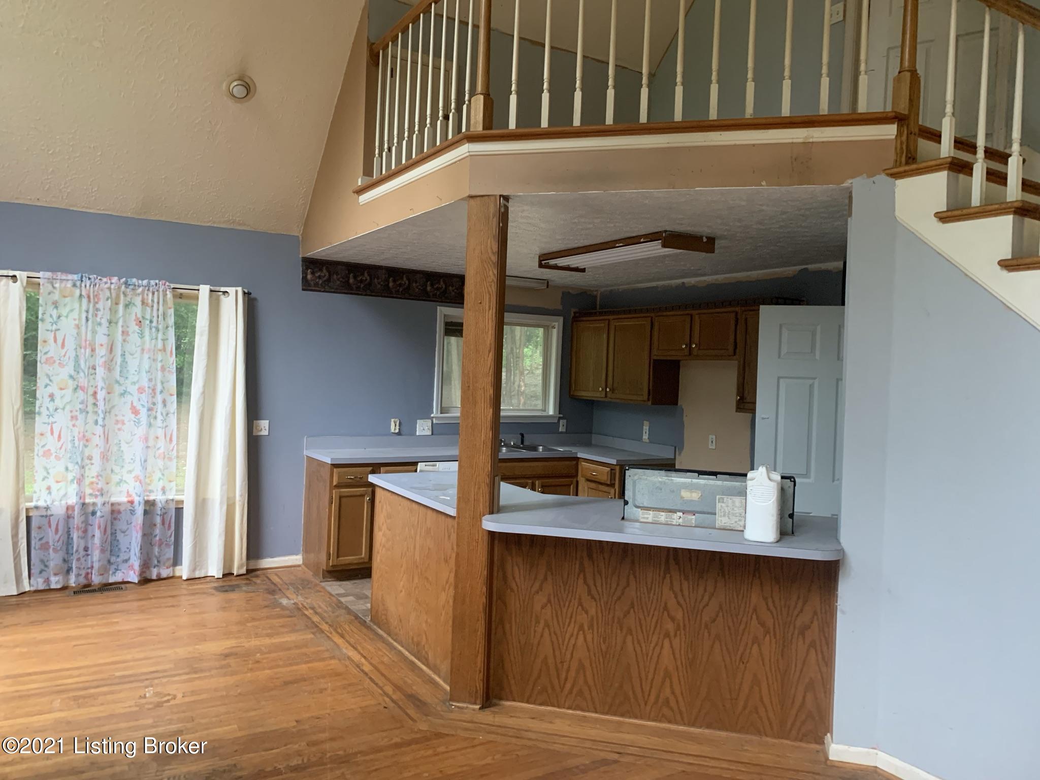 1613 Skyview Road West Point, KY 40177 - Photo 3 of 19 IMG_1718