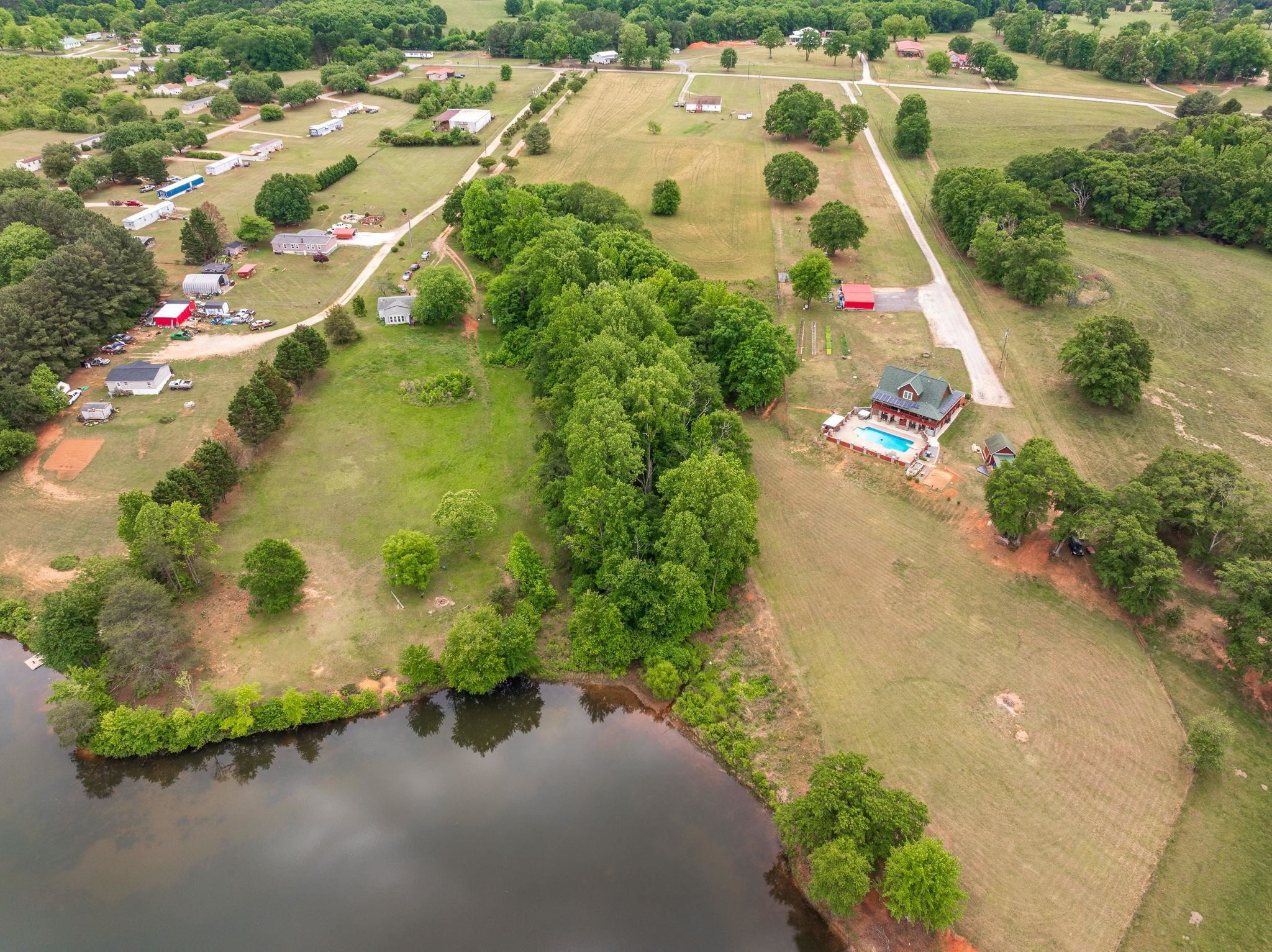 901 Iron Bridge Road Cowpens, SC 29330 - Photo 4 of 8