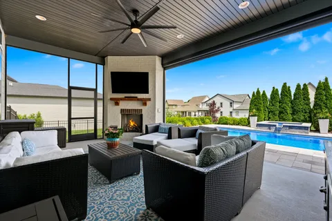 $1,100,000 | 7068 Balcolm Court, College Grove, TN 37046