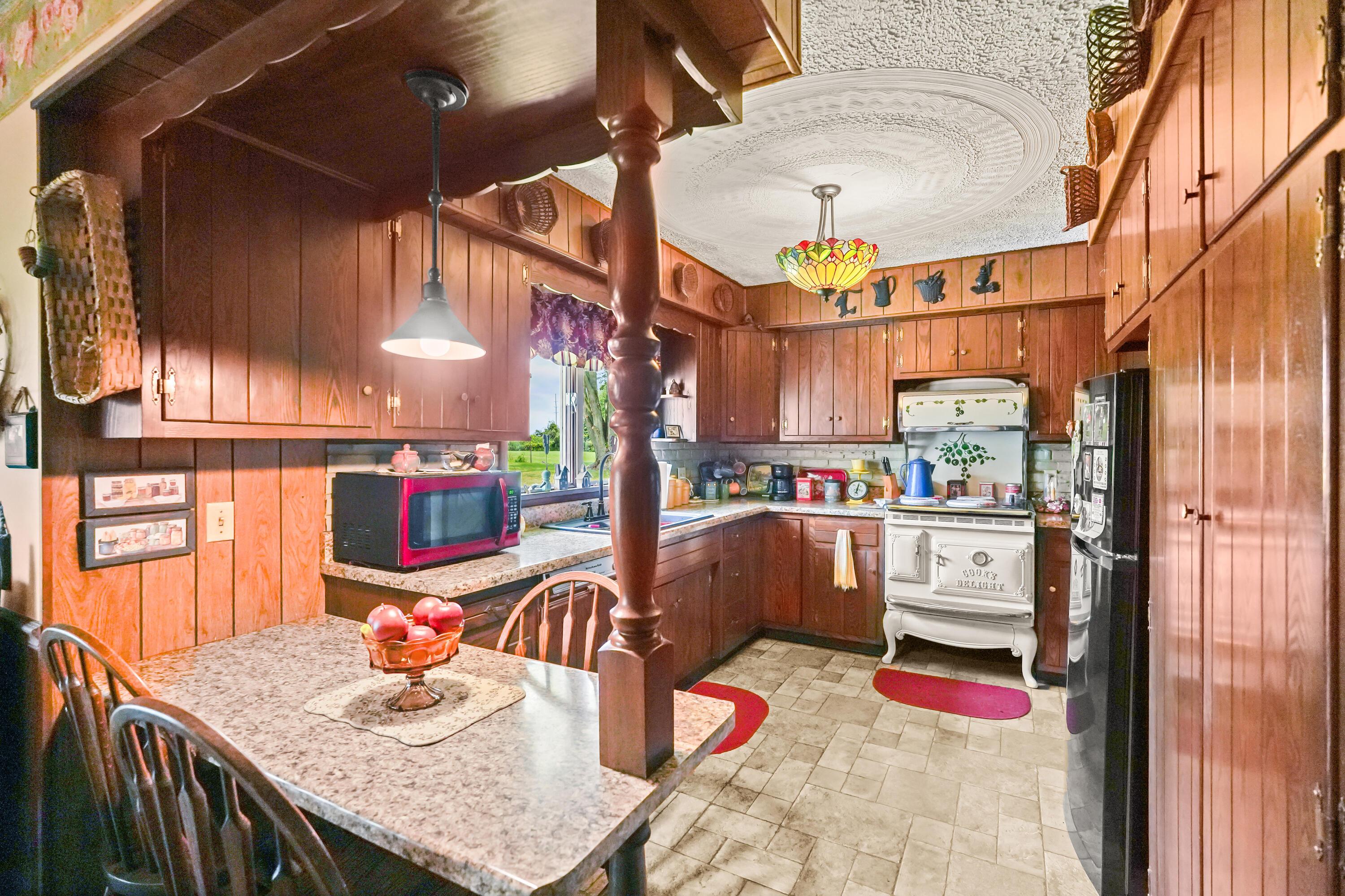 951 New State Road South North Fairfield, OH 44855 - Photo 12 of 37 12