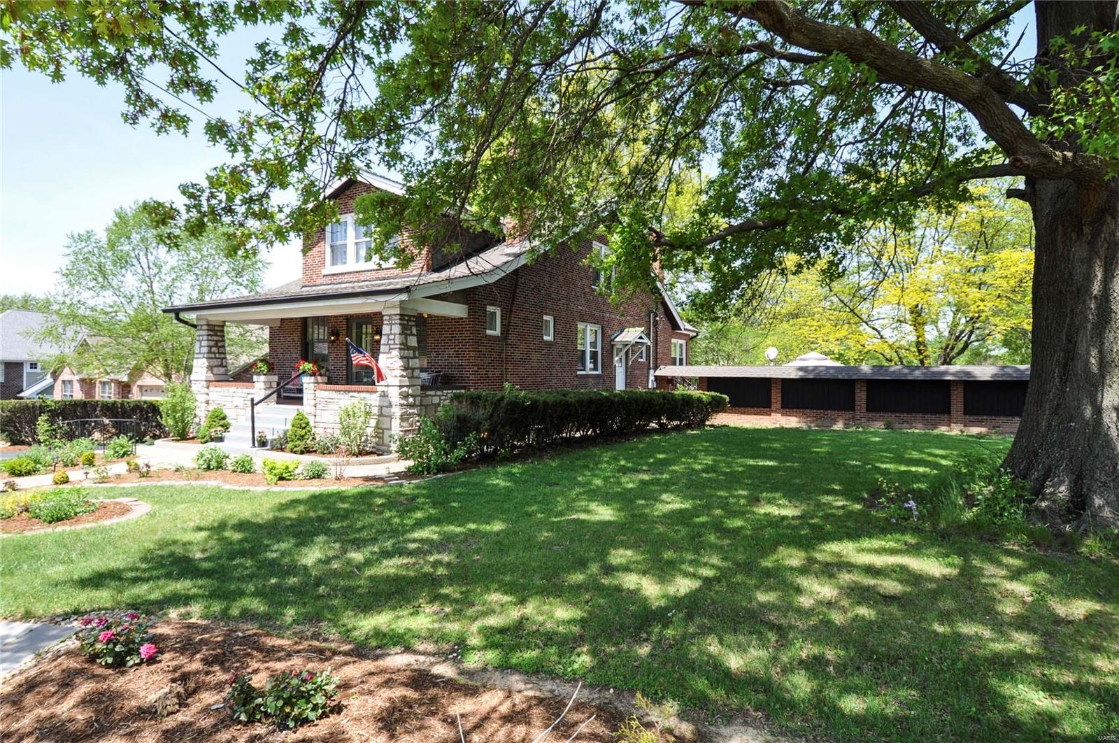 2709 Yaeger Road St. Louis, MO 63129 - Photo 3 of 56 Gallery Image 3