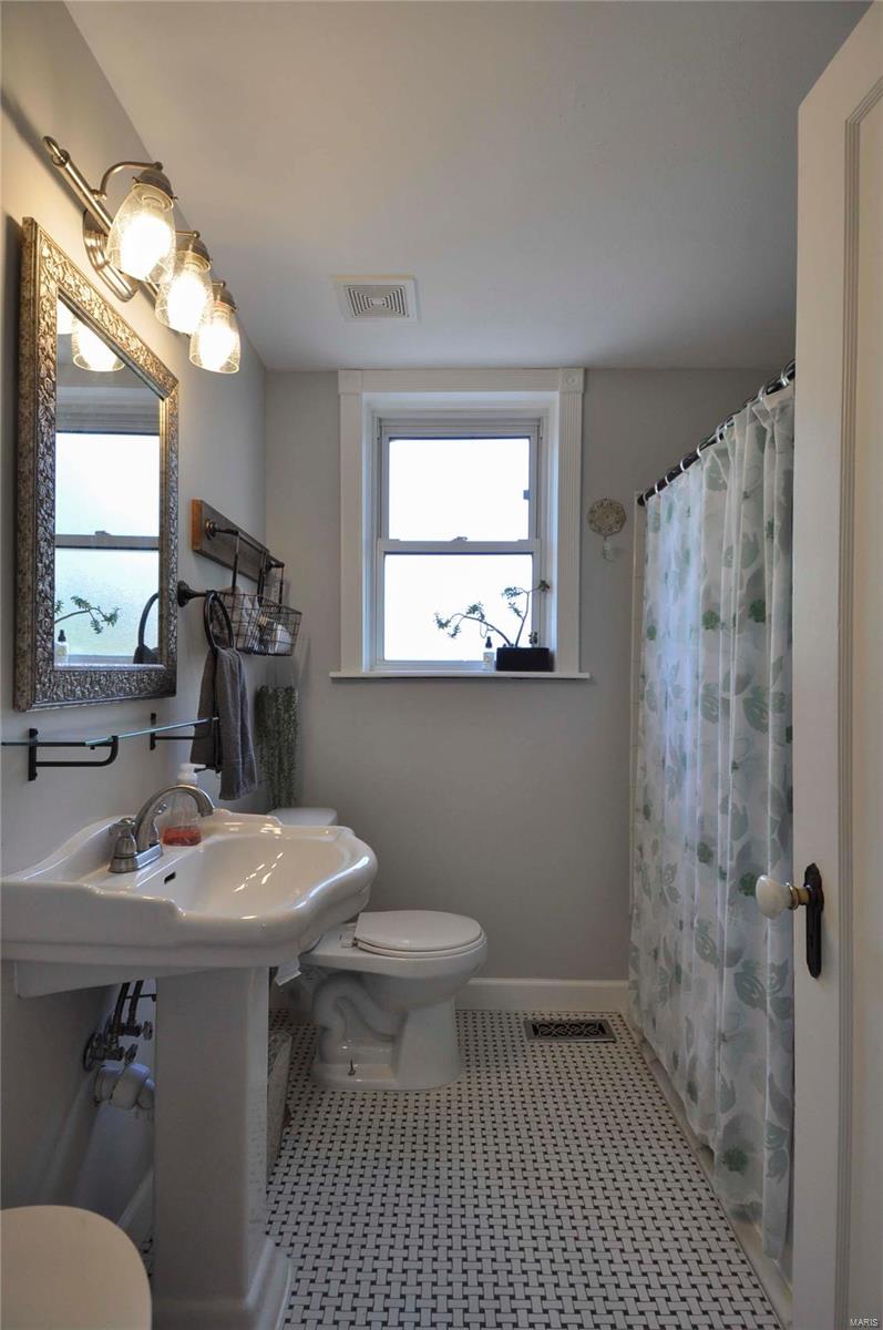 2709 Yaeger Road St. Louis, MO 63129 - Photo 30 of 56 Gallery Image 30