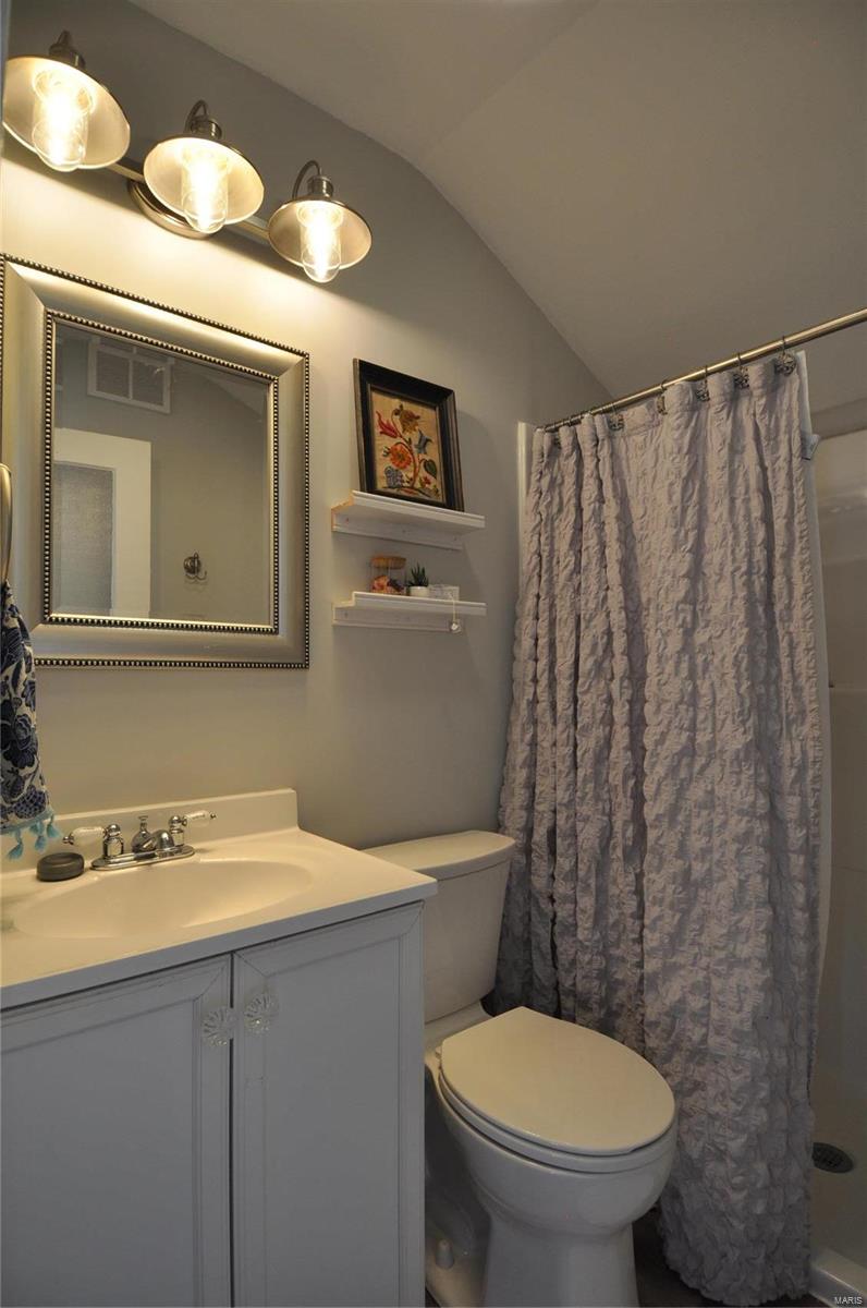 2709 Yaeger Road St. Louis, MO 63129 - Photo 47 of 56 Gallery Image 47