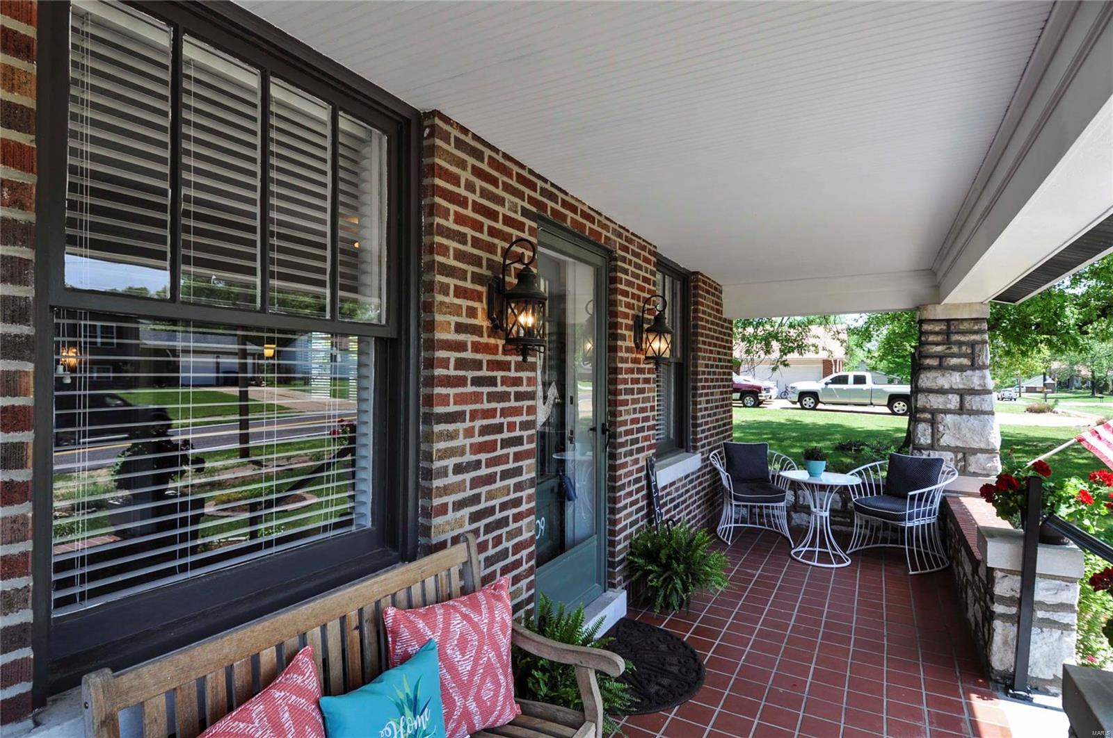 2709 Yaeger Road St. Louis, MO 63129 - Photo 7 of 56 Gallery Image 7