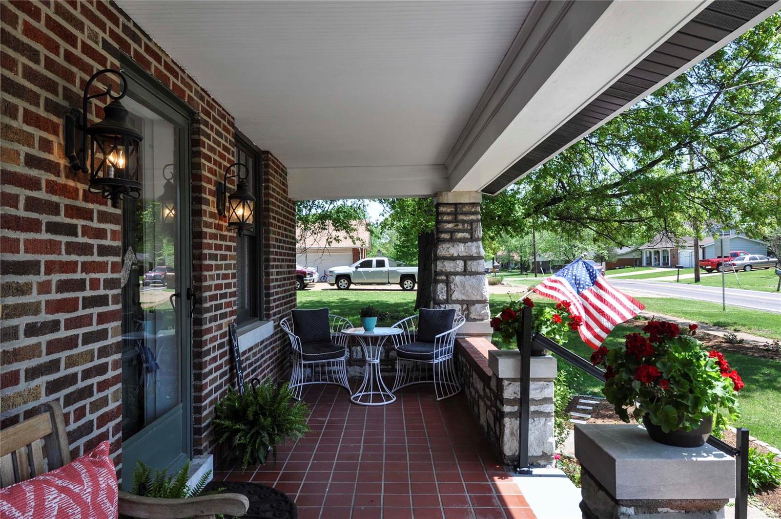 2709 Yaeger Road St. Louis, MO 63129 - Photo 8 of 56 Gallery Image 8