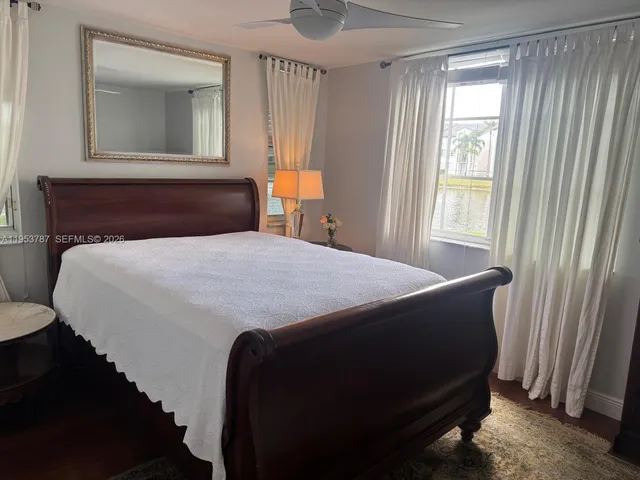 a view of a back yard of the house