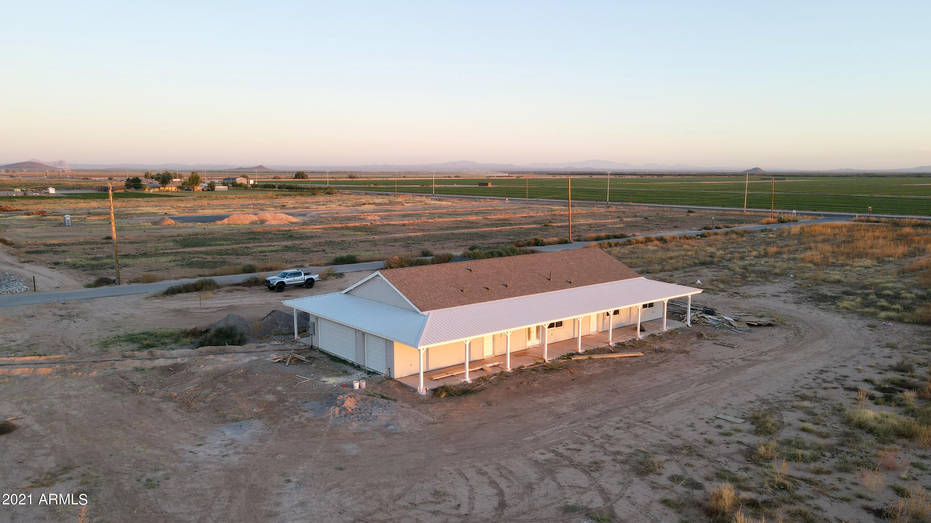 26554 North Aladdin Road Florence, AZ 85132 - Photo 5 of 10 Photo_6553909_DJI_309_jpg_3421559_0_2021