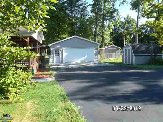 4314 Howard Road Port Huron, MI 48060 - Photo 2 of 17 31121384-1.JPG