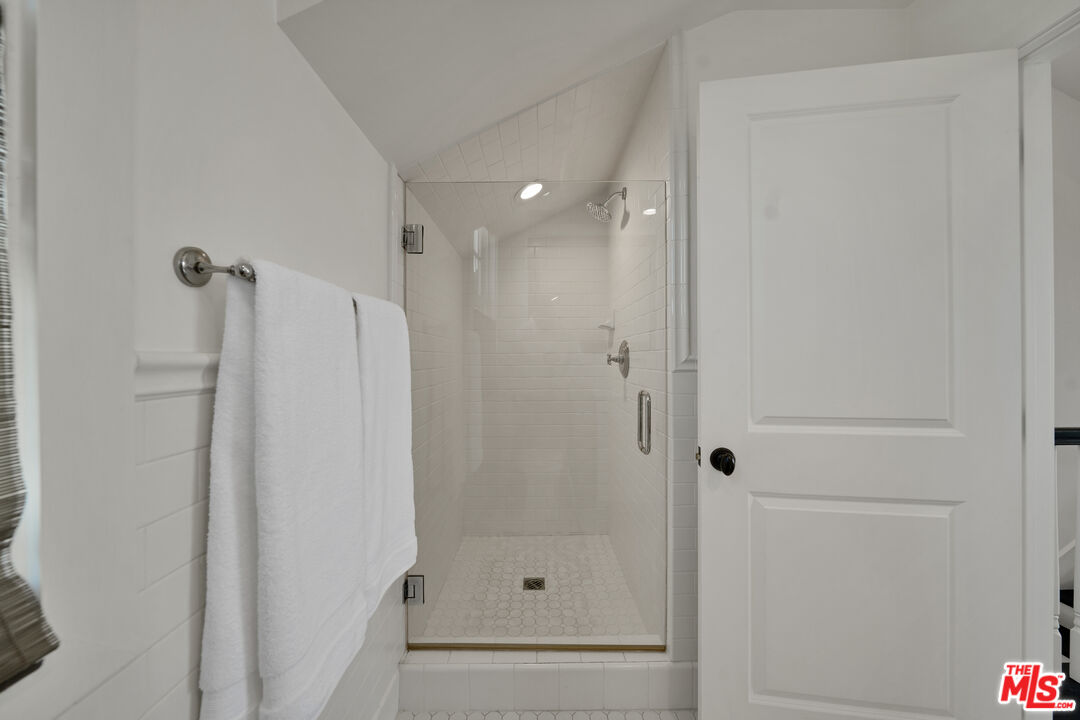 28850 Hampton Place Malibu, CA 90265 - Photo 31 of 58 a bathroom with a shower