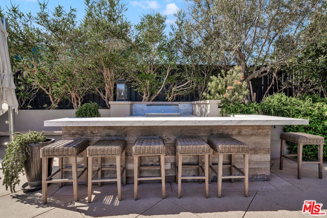 28850 Hampton Place Malibu, CA 90265 - Photo 51 of 58