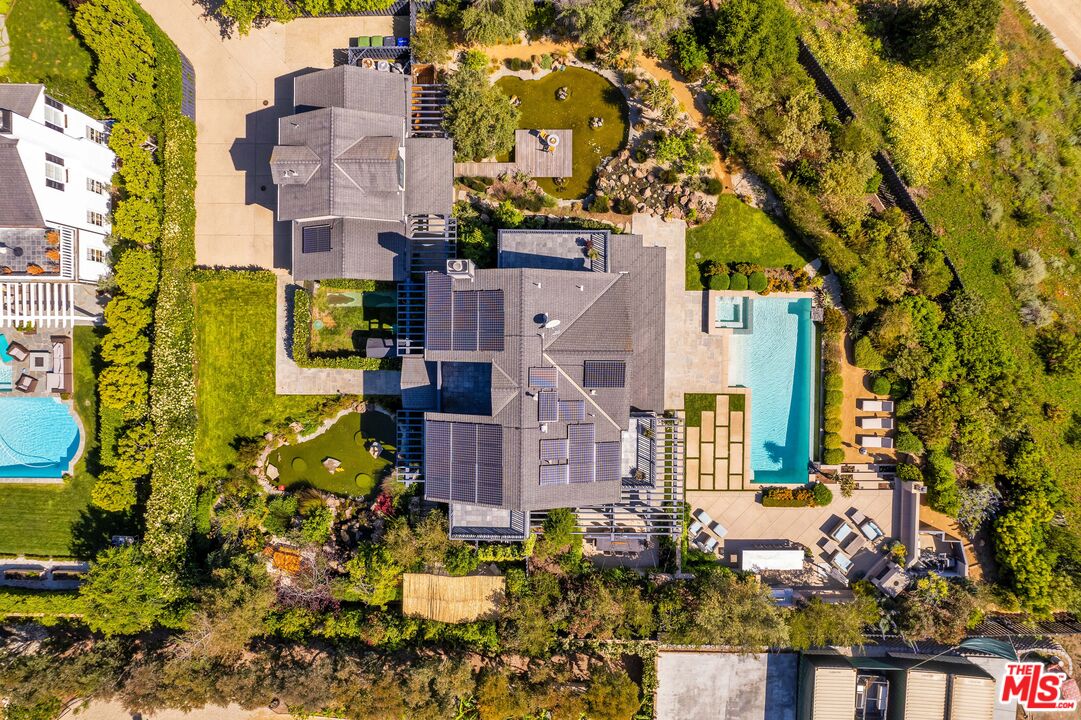 28850 Hampton Place Malibu, CA 90265 - Photo 58 of 58 front view of a house with a yard