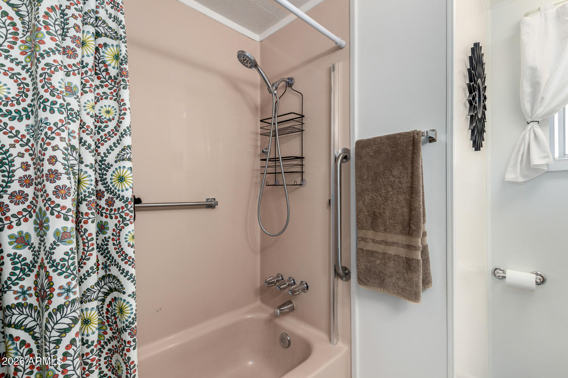 800 West Apache Trail, Unit 93 Apache Junction, AZ 85120 - Photo 27 of 28 a bathroom with a shower
