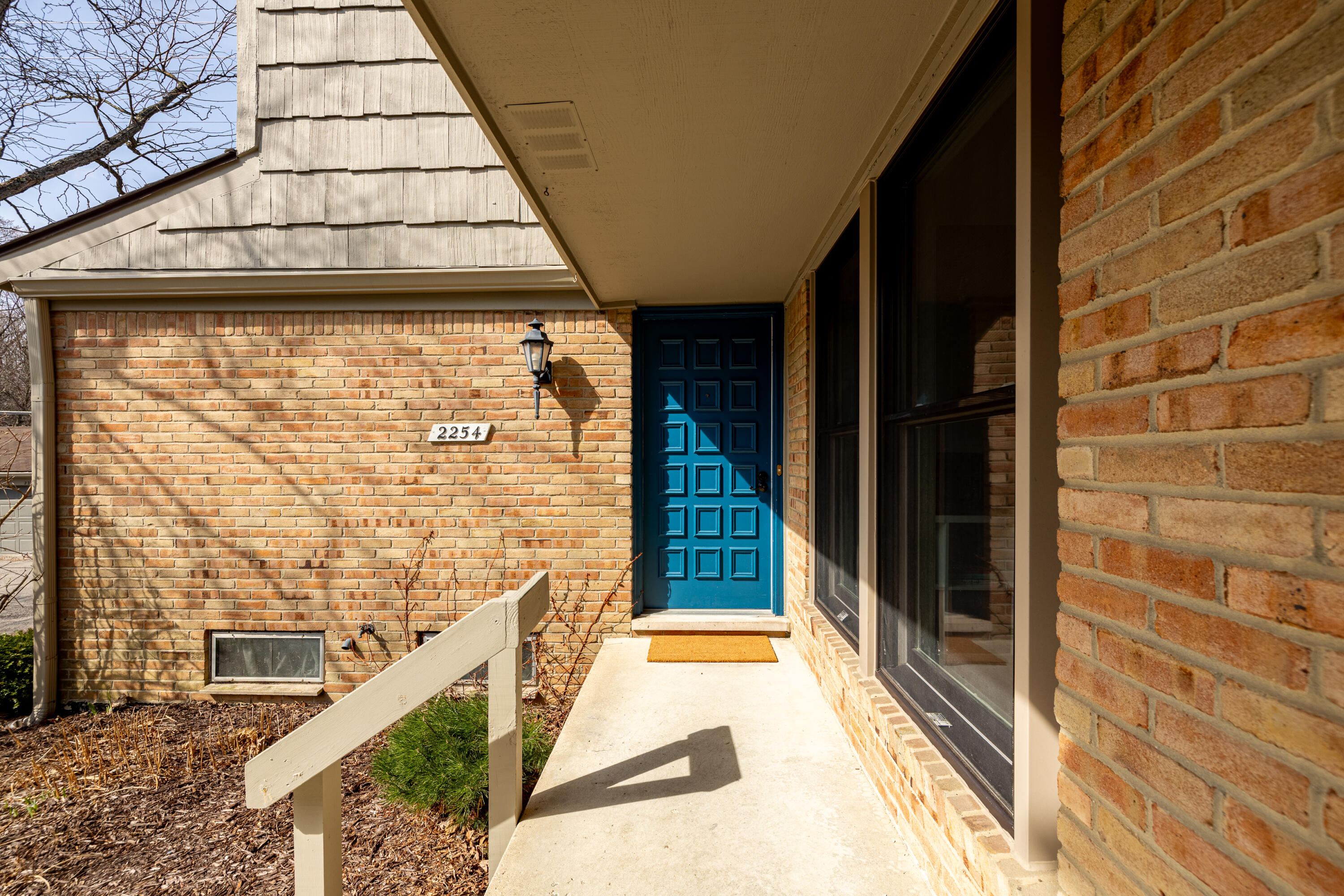 2254 Rivenoak Court, Unit 61 Ann Arbor, MI 48103 - Photo 2 of 62 2254 Rivenoak Ct (2 of 55)