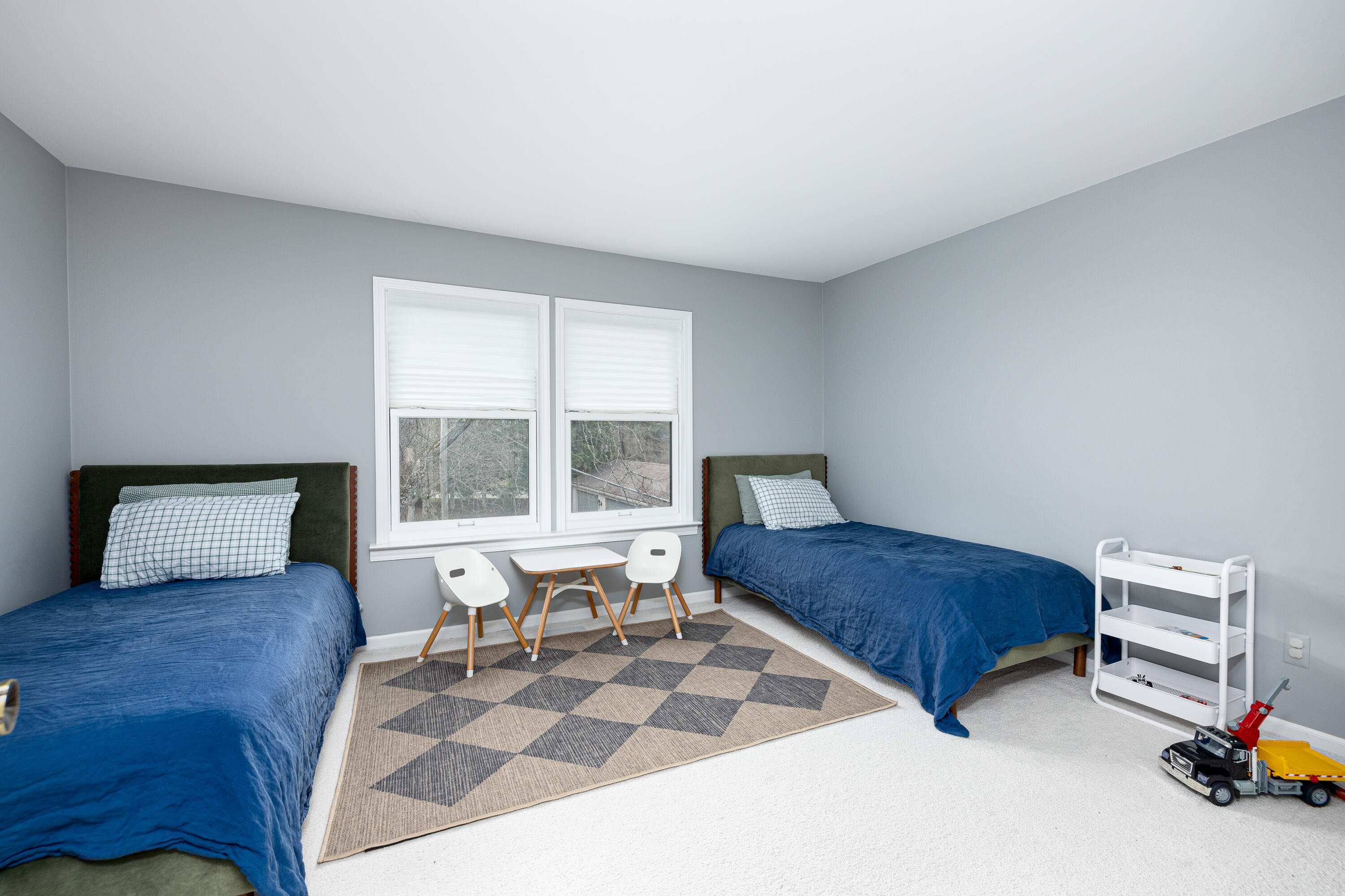 2254 Rivenoak Court, Unit 61 Ann Arbor, MI 48103 - Photo 22 of 62 2254 Rivenoak Ct (19 of 55)