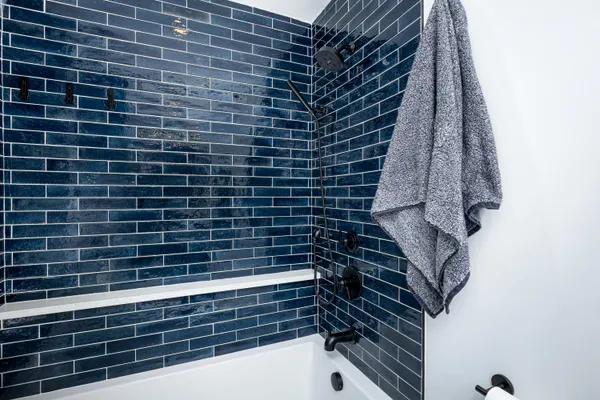 $435,000 | 2254 Rivenoak Court, Unit 61, Ann Arbor, MI 48103