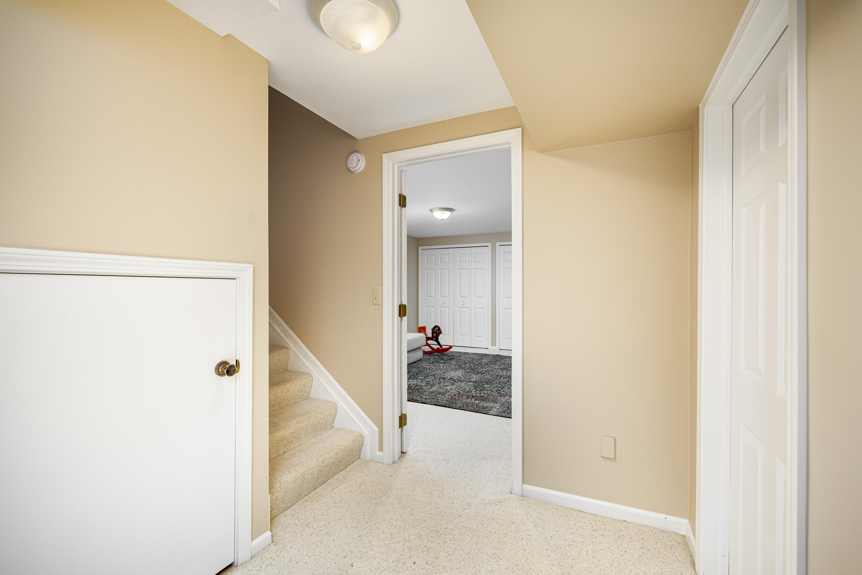 2254 Rivenoak Court, Unit 61 Ann Arbor, MI 48103 - Photo 39 of 62 2254 Rivenoak Ct (32 of 55)