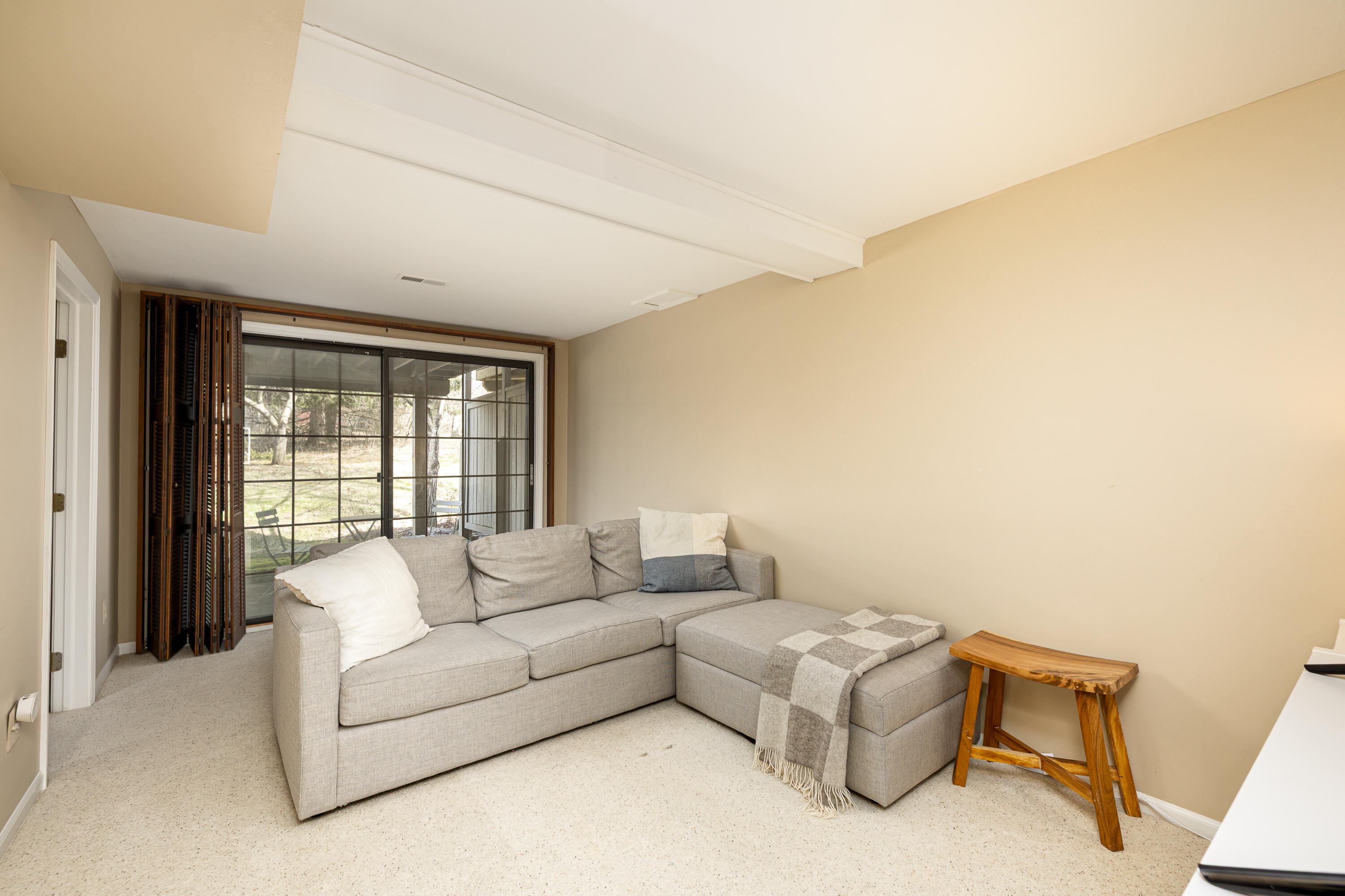 2254 Rivenoak Court, Unit 61 Ann Arbor, MI 48103 - Photo 43 of 62 2254 Rivenoak Ct (36 of 55)