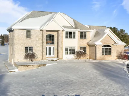 $799,000 | W4744 Briar Drive, Unit 41, Lafayette, WI 53121