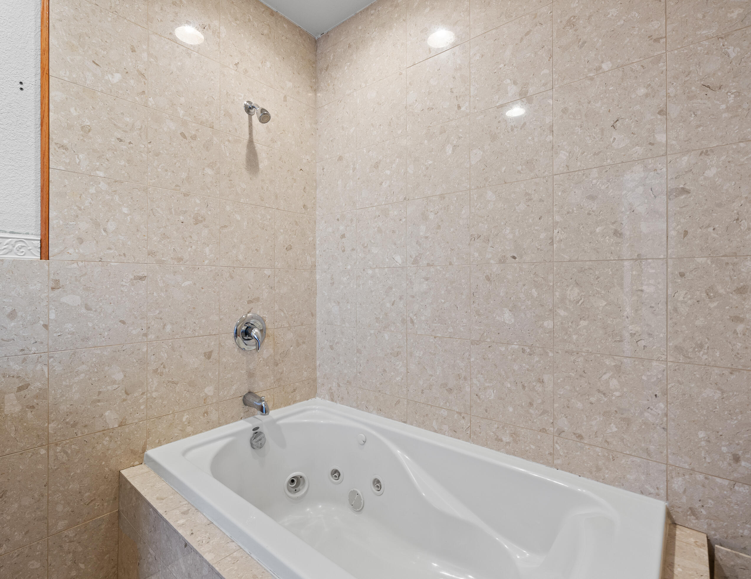 W4744 Briar Drive, Unit 41 Lafayette, WI 53121 - Photo 75 of 107 Bath 2