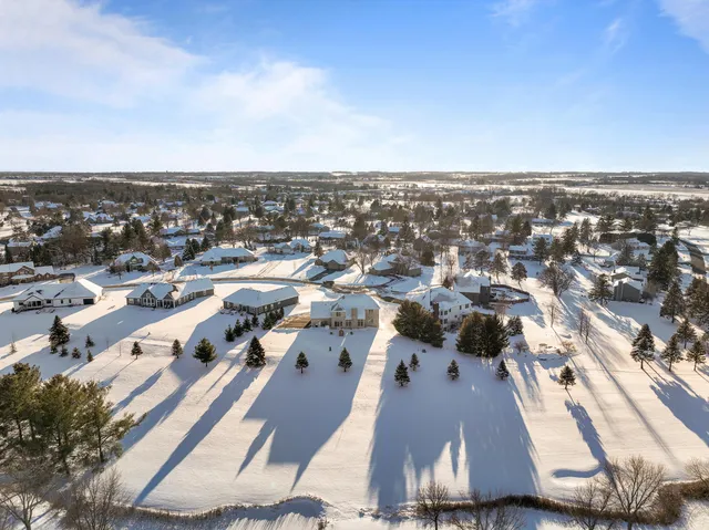 $825,000 | W4744 Briar Drive, Unit 41, Lafayette, WI 53121