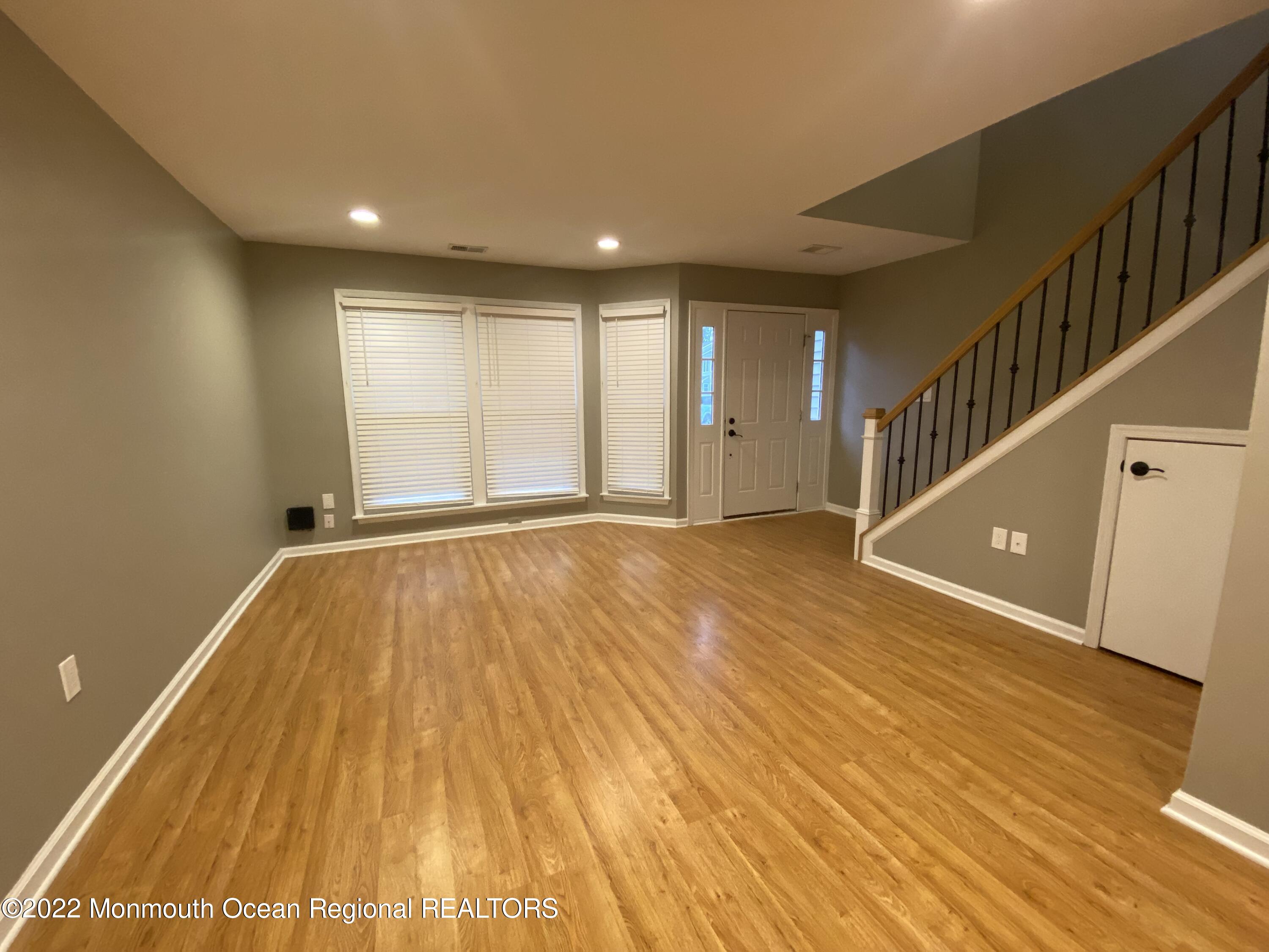 11 Duncan Way Freehold, NJ 07728 - Photo 3 of 16 Entry into Living Room