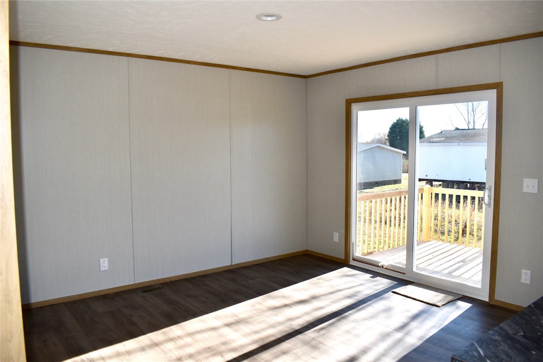 121 Flynn Drive Anderson, SC 29626 - Photo 5 of 12