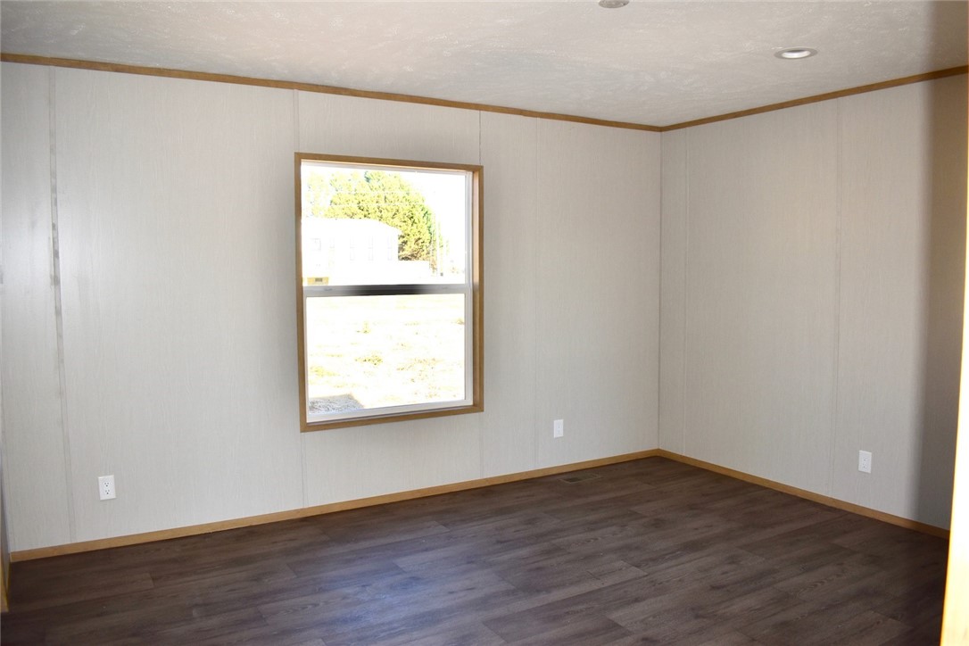 121 Flynn Drive Anderson, SC 29626 - Photo 6 of 12