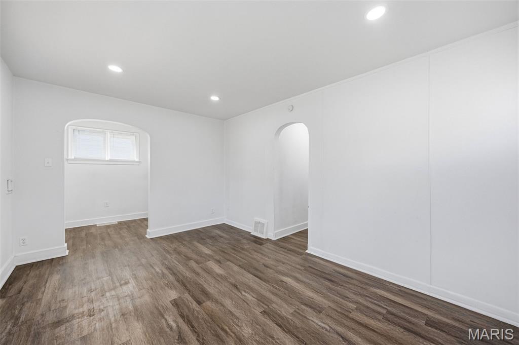 8937 Edna Street St. Louis, MO 63147 - Photo 5 of 19