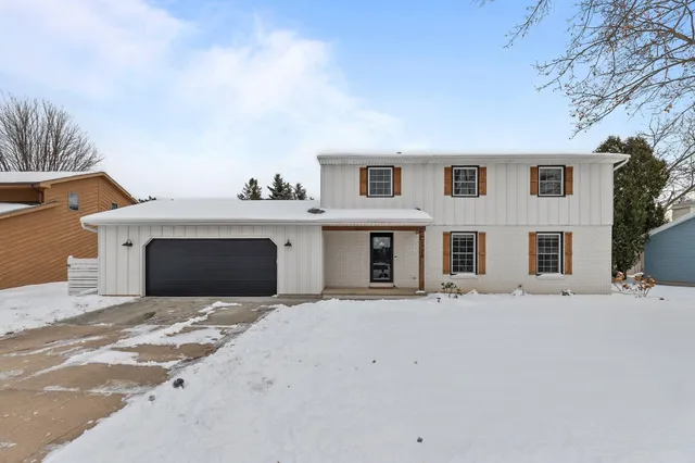 $434,900 | 1720 Graber Street, Oshkosh, WI 54901