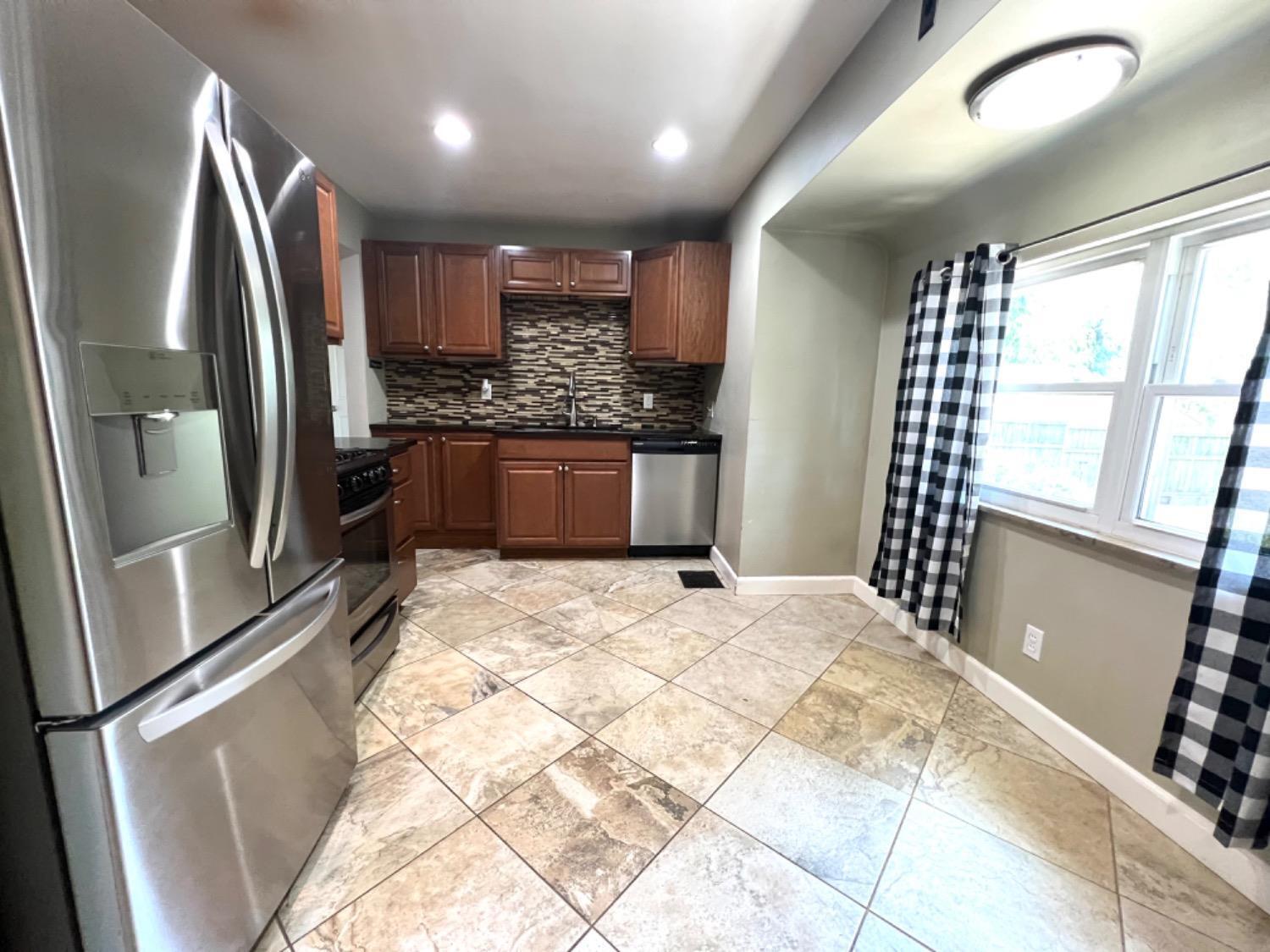 1139 Fuhrman Road Reading, OH 45215 - Photo 17 of 36