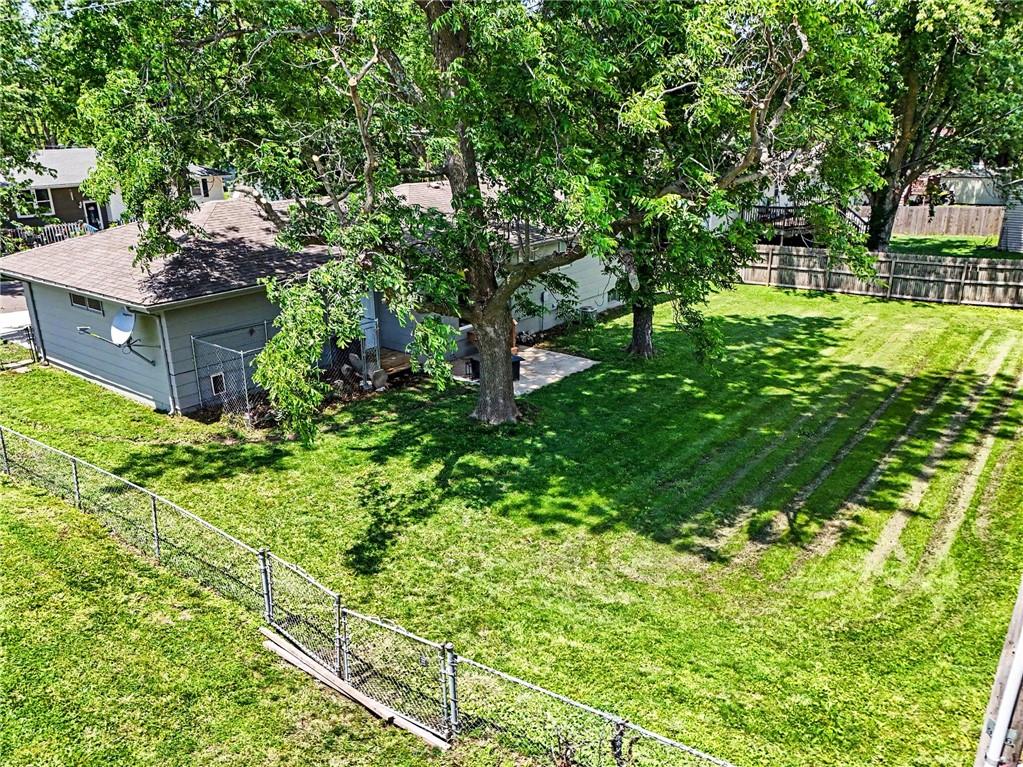 601 Mark Street Lathrop, MO 64465 - Photo 29 of 33