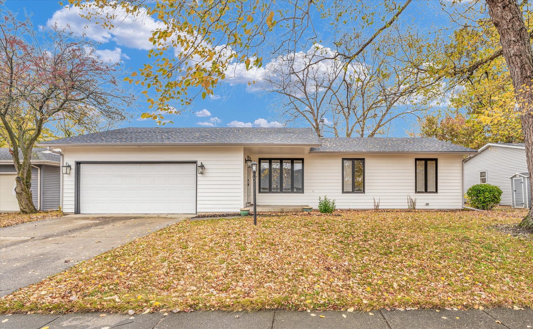 1910 Rugby Road Champaign, IL 61821 - Photo 1 of 37 Gallery Image 1